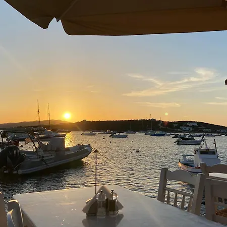 Ekaterini In * Aliki (Paros)